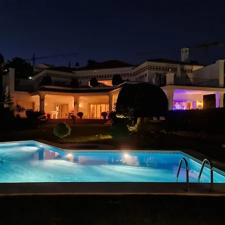 Villa Andalucian Very Spacious 6 Bedroom With Pool