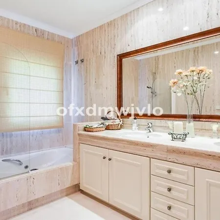 Villa Andalucian Very Spacious 6 Bedroom With Pool