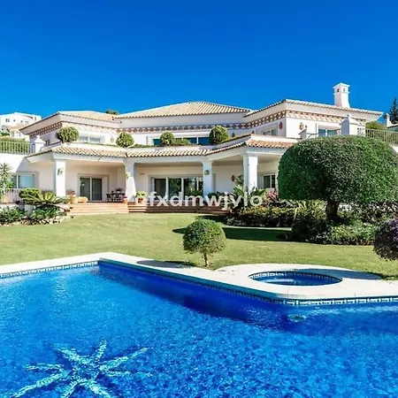Andalucian Very Spacious 6 Bedroom With Pool *