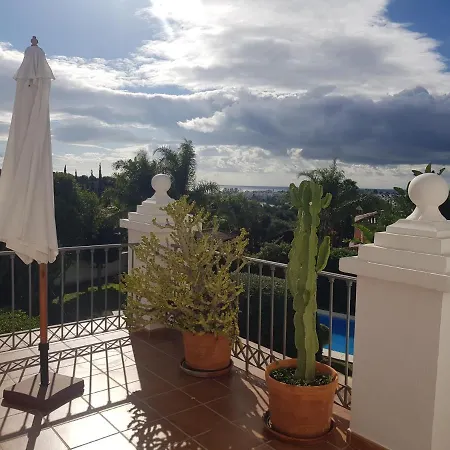Andalucian Very Spacious 6 Bedroom With Pool إِستيبونا