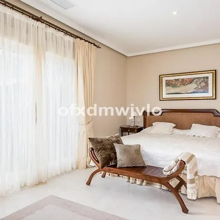 Andalucian Very Spacious 6 Bedroom With Pool Villa *